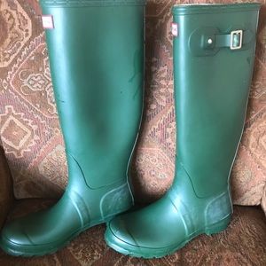 Hunter women’s tall rain boots